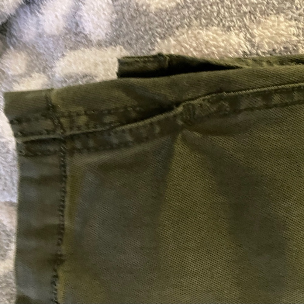 Women's Army Green Loft jeans - Picture 5 of 7